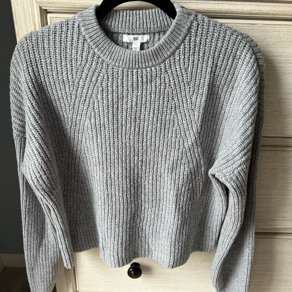 BP sweater 🩶